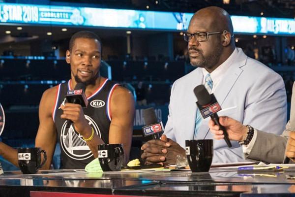 比站在领奖 比站在领奖